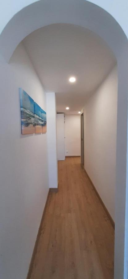 Precioso Apartamento En Primera Linea De Mar L' Escala Bagian luar foto