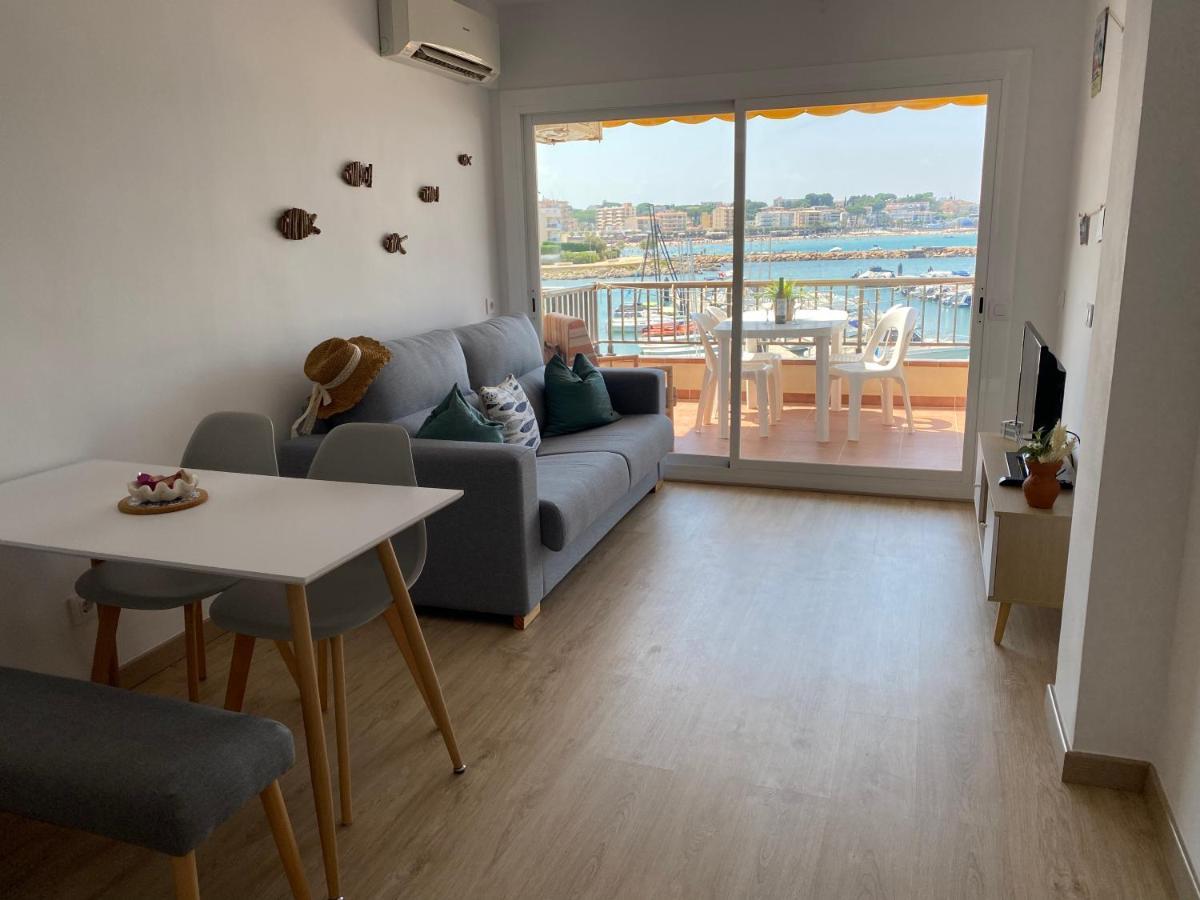 Precioso Apartamento En Primera Linea De Mar L' Escala Bagian luar foto
