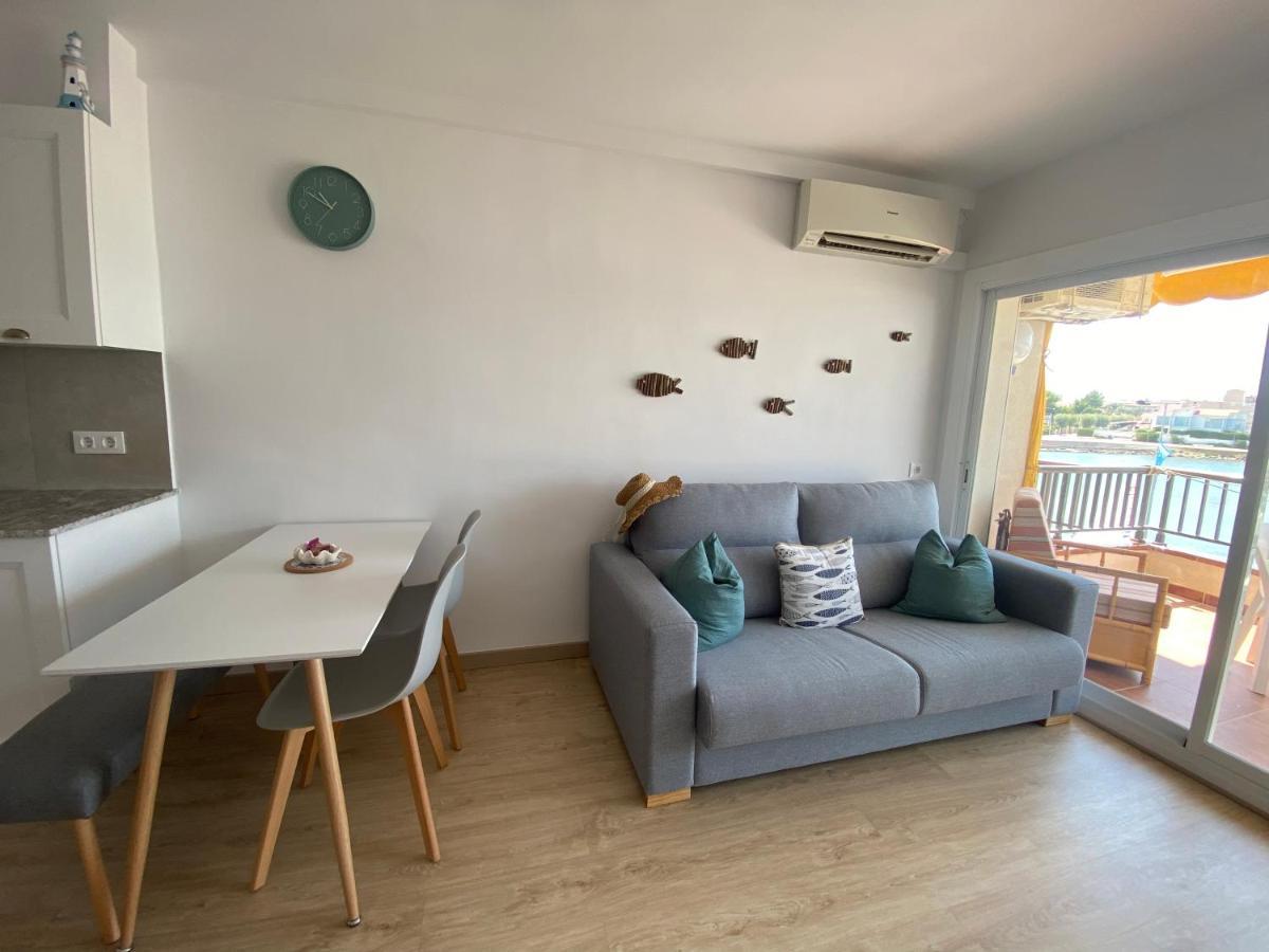 Precioso Apartamento En Primera Linea De Mar L' Escala Bagian luar foto